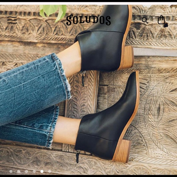 soludos venetian bootie